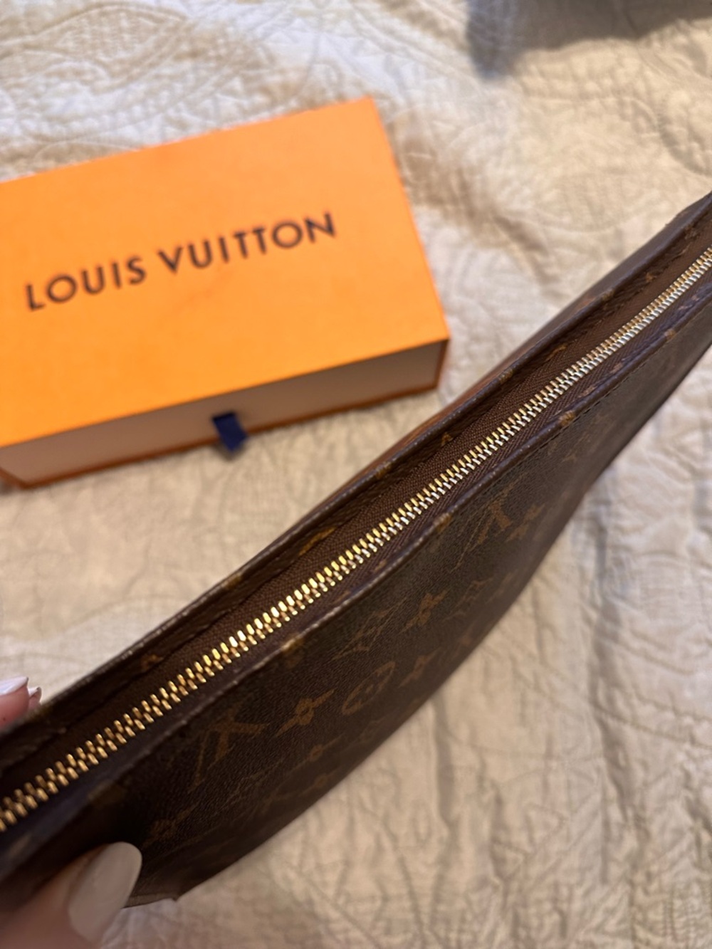 Louis Vuitton Monogram Toiletry Pouch large - Picture 5 of 5
